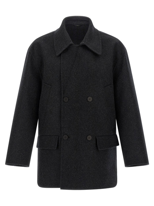 Overcoat by Fendi for men in virgin wool felt gray showcases a architectural silhouette, artfully detailed with a distinctive shirt-collar neckline and functional pockets for a architectural finish.