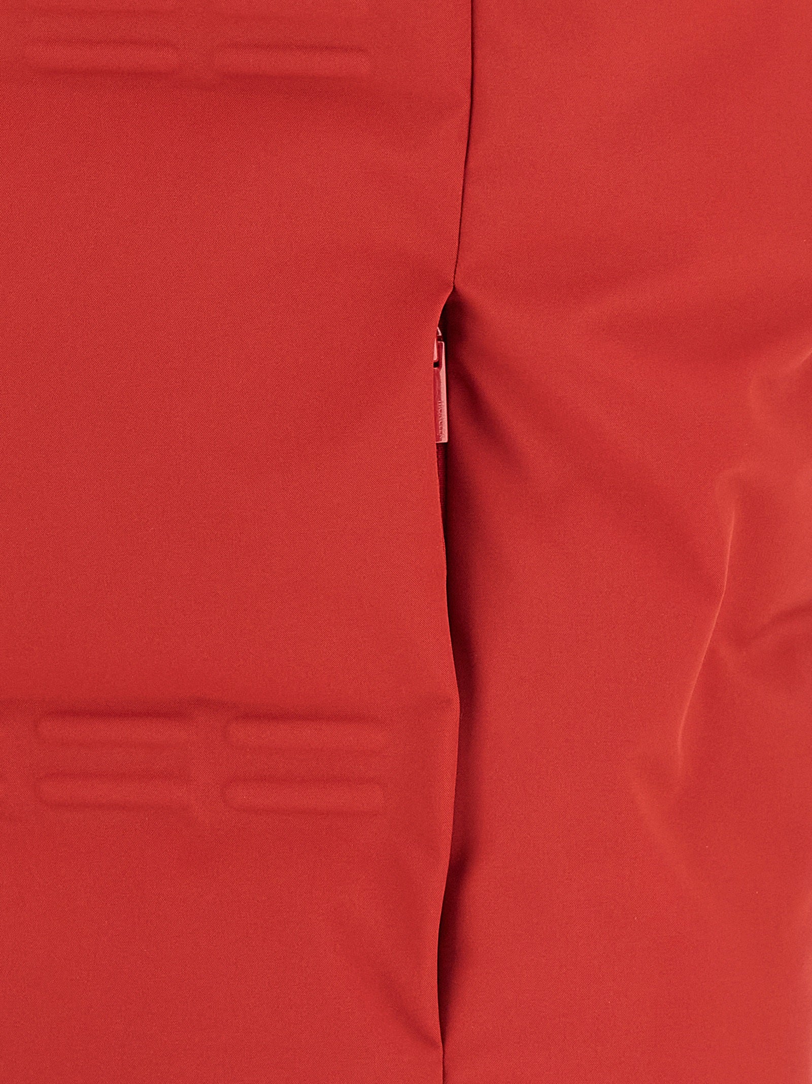 Vest by MONCLER GENIUS for men in stretch polyamide multicolor & red features a enviable silhouette, elegantly detailed with a enviable and functional for a enviable finish.
