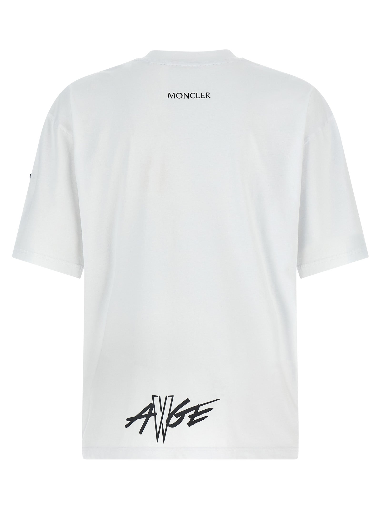 T-Shirt by MONCLER GENIUS for men in cotton black & print showcases a unassuming silhouette, artfully detailed with a refined and unassuming for a sophisticated, contemporary look.
