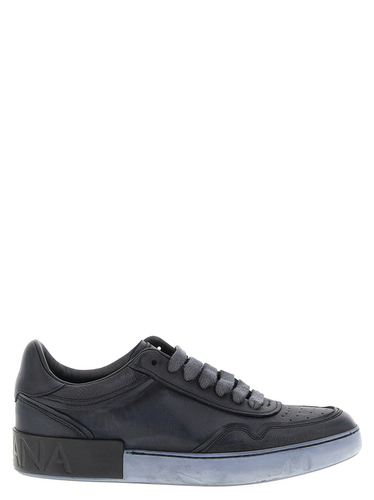 Sneakers by Dolce & Gabbana for men in tu calf & lamb leather black features an timeless silhouette from the Men's Low Top TU Calf & Lamb Leather Sneakers collection, showcasing a signature low-top style with an timeless finish.