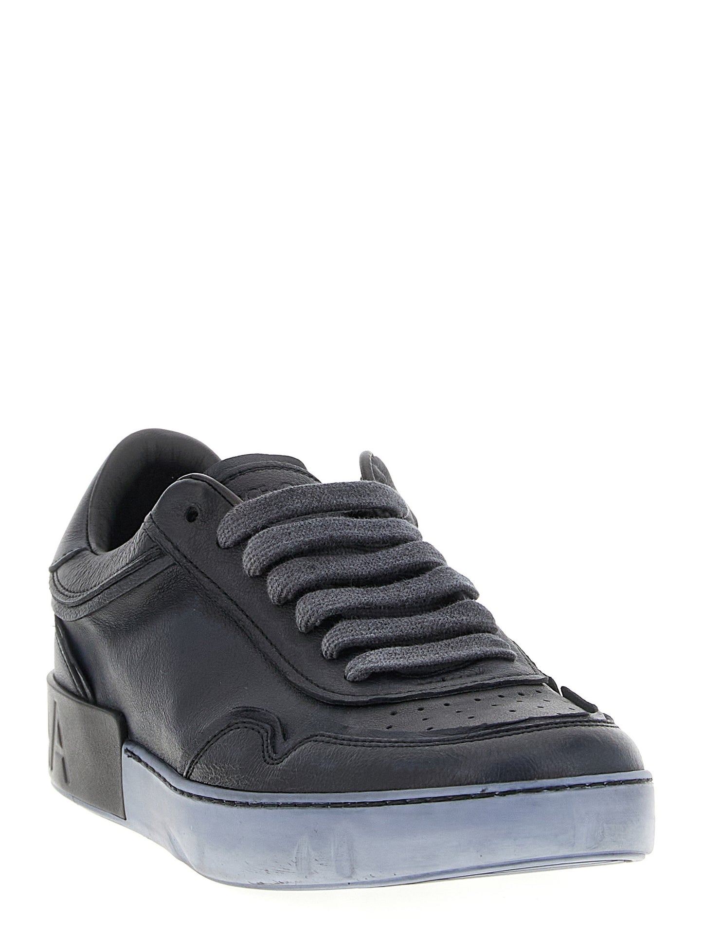 Sneakers by Dolce & Gabbana for men in tu calf & lamb leather black features an timeless silhouette from the Men's Low Top TU Calf & Lamb Leather Sneakers collection, showcasing a signature low-top style with an timeless finish.
