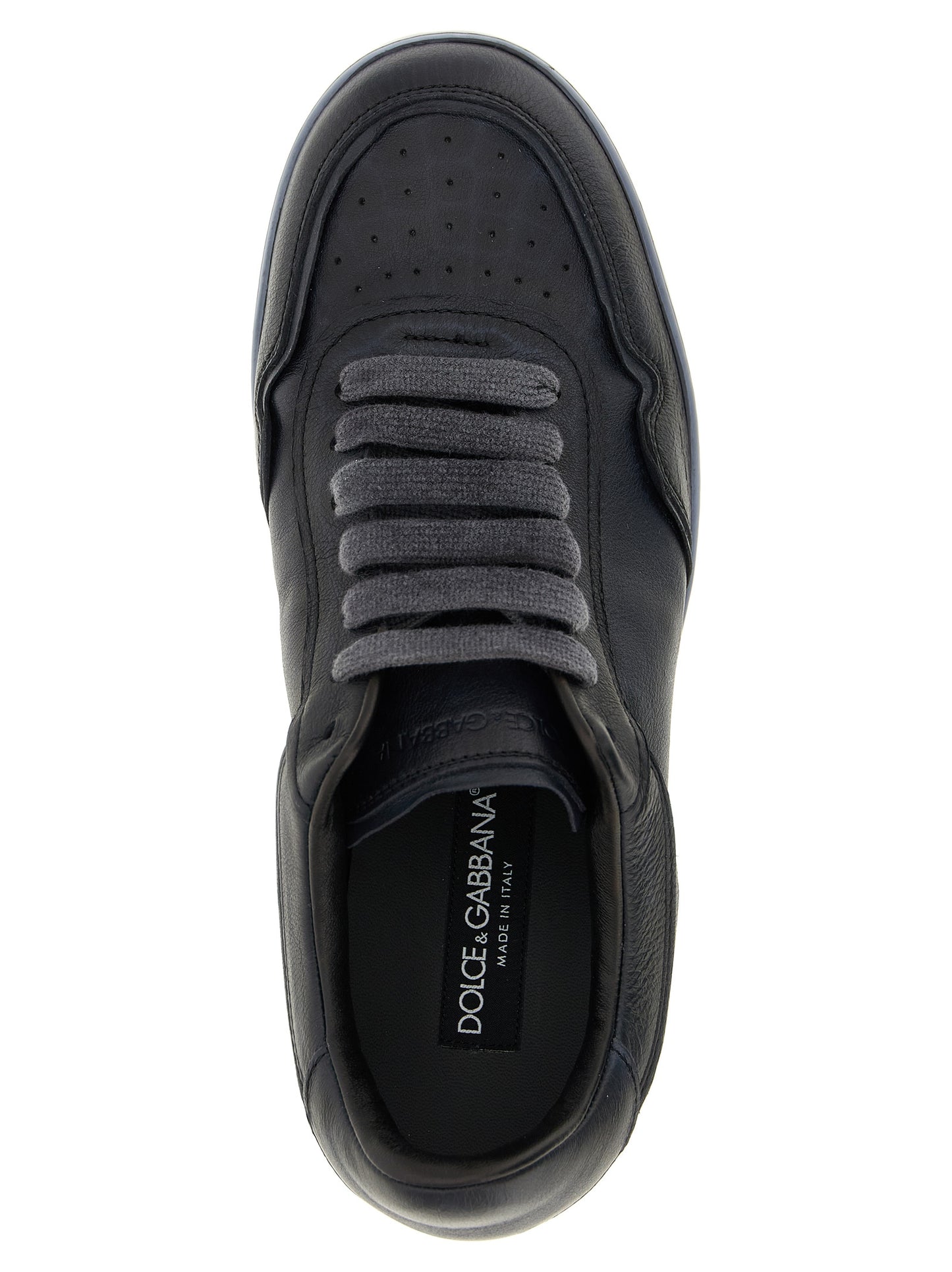 Sneakers by Dolce & Gabbana for men in tu calf & lamb leather black presents a on trend silhouette from the Men's Low Top TU Calf & Lamb Leather Sneakers collection, showcasing a on trend low-top style for an elevated aesthetic.