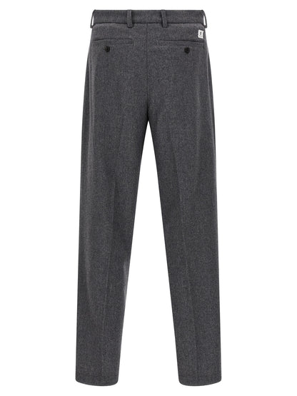 Trousers by Department 5 for men in polyamide & cashmere gray presents a smart silhouette, meticulously detailed with a smart straight-leg, a smart long, and a smart .