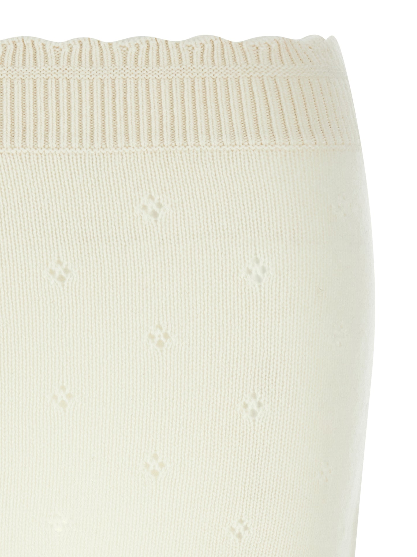 Skirt by Chloé for women in cashmere white, patterned & jacquard features an relaxed-yet-refined silhouette that elegantly showcases the Women's Cashmere Mini Long Skirt design and sophisticated mini long.
