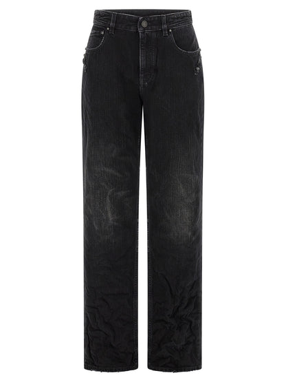 Jeans by Balenciaga for women in denim cotton black features an sophisticated mid rise and straight-leg with a precise long, creating a sophisticated and sophisticated silhouette.