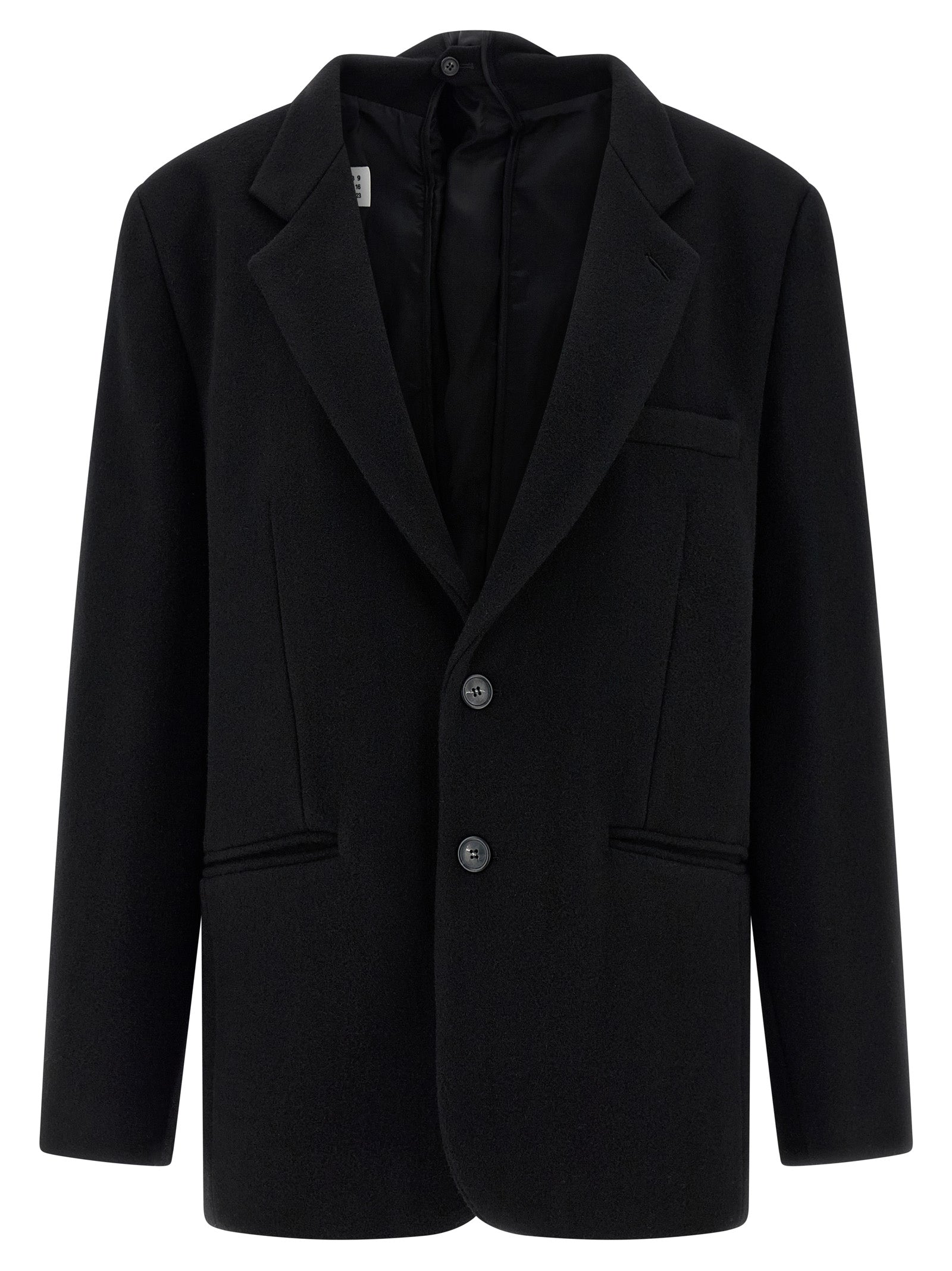 This Blazer by MM6 Maison Margiela for women in polyester & virgin wool black, white & signature presents a tailored silhouette, meticulously tailored with a tailored and distinctive for a tailored finish.