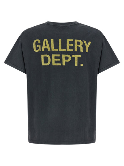 T-Shirt by GALLERY DEPT. for men in cotton gray & print features an on trend silhouette, perfectly showcasing a on trend and crew neckline for an elevated aesthetic.