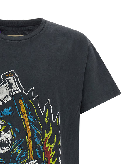 T-Shirt by GALLERY DEPT. for men in cotton gray & print showcases a chic silhouette, artfully detailed with a chic crew neckline and for a chic finish.