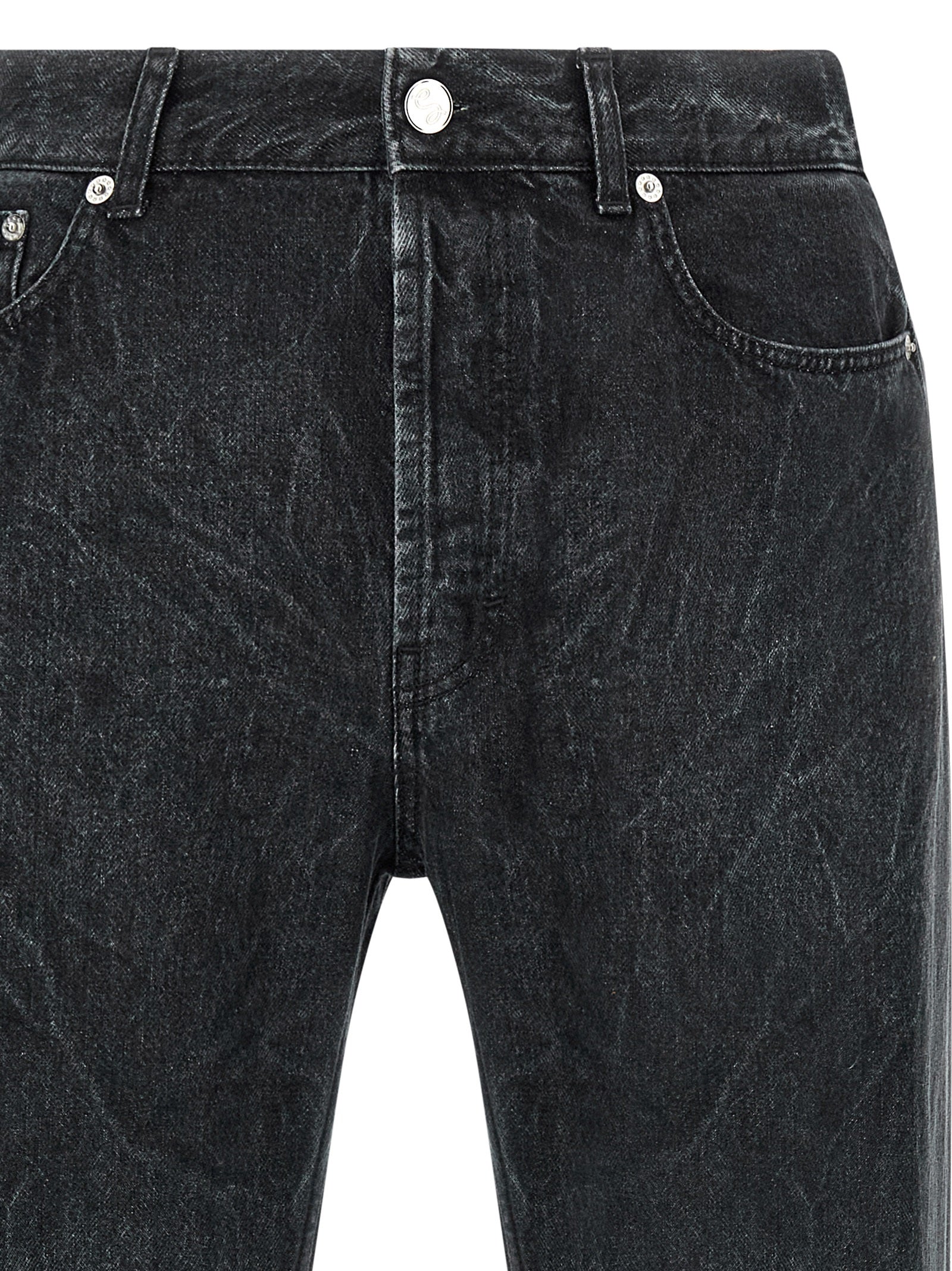 Jeans by SÉFR for men in denim cotton twill black features an sartorial straight-leg & regular-fit and long with a cut for a sartorial finish.