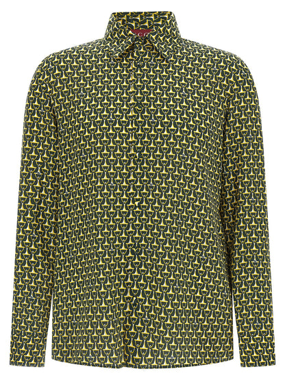 Blouse by Gucci for men in silk bicolour, green & print showcases a sharp silhouette, elegantly detailed with a sharp and sharp .