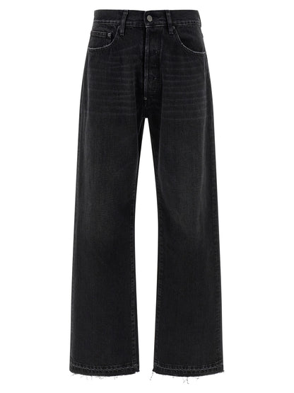 Jeans by Maison Margiela for men in denim cotton black presents a refined pantology silhouette, artfully defined by a refined pantology straight-leg, long, and a sophisticated .