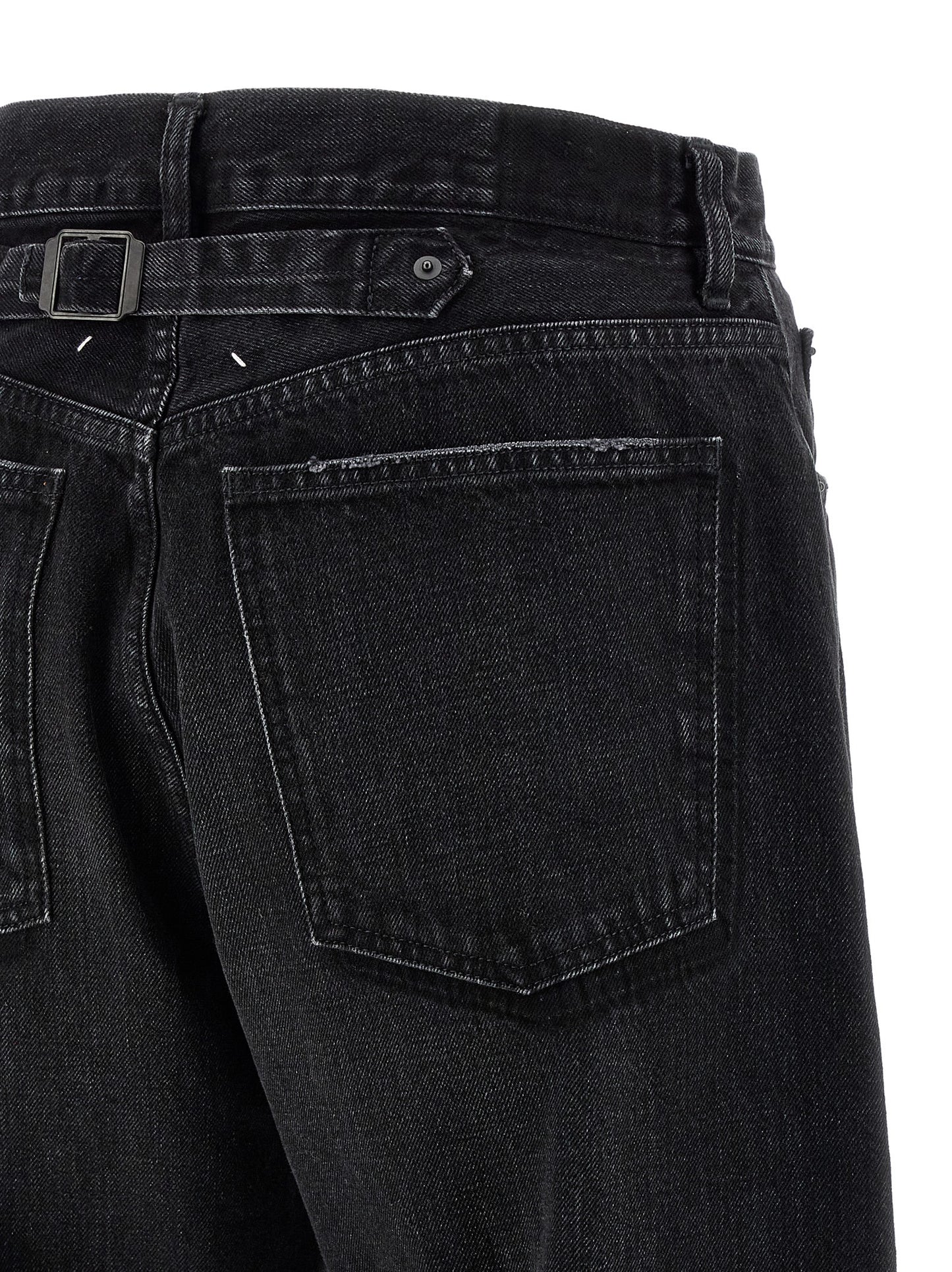 Jeans by Maison Margiela for men in denim cotton black presents a tailored silhouette, showcasing a tailored straight-leg and long cut with a refined for a truly tailored aesthetic.