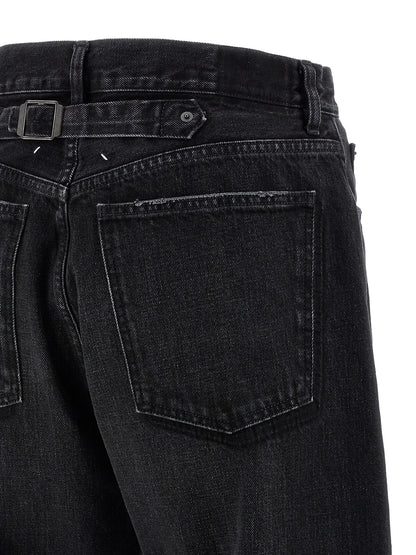 Jeans by Maison Margiela for men in denim cotton black presents a tailored silhouette, showcasing a tailored straight-leg and long cut with a refined for a truly tailored aesthetic.