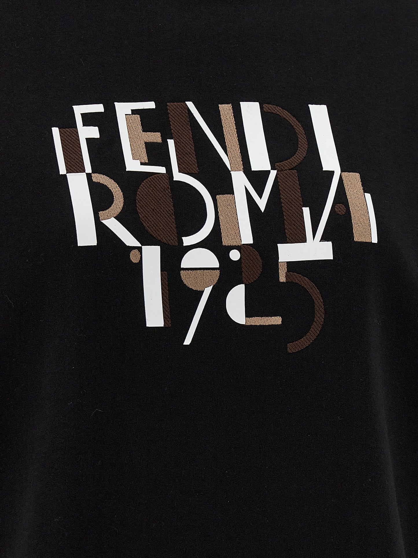 Sweatshirt Hoodie by Fendi for women in cotton black, patterned & print features a authentic silhouette, showcasing a sophisticated and authentic detail for a refined finish.