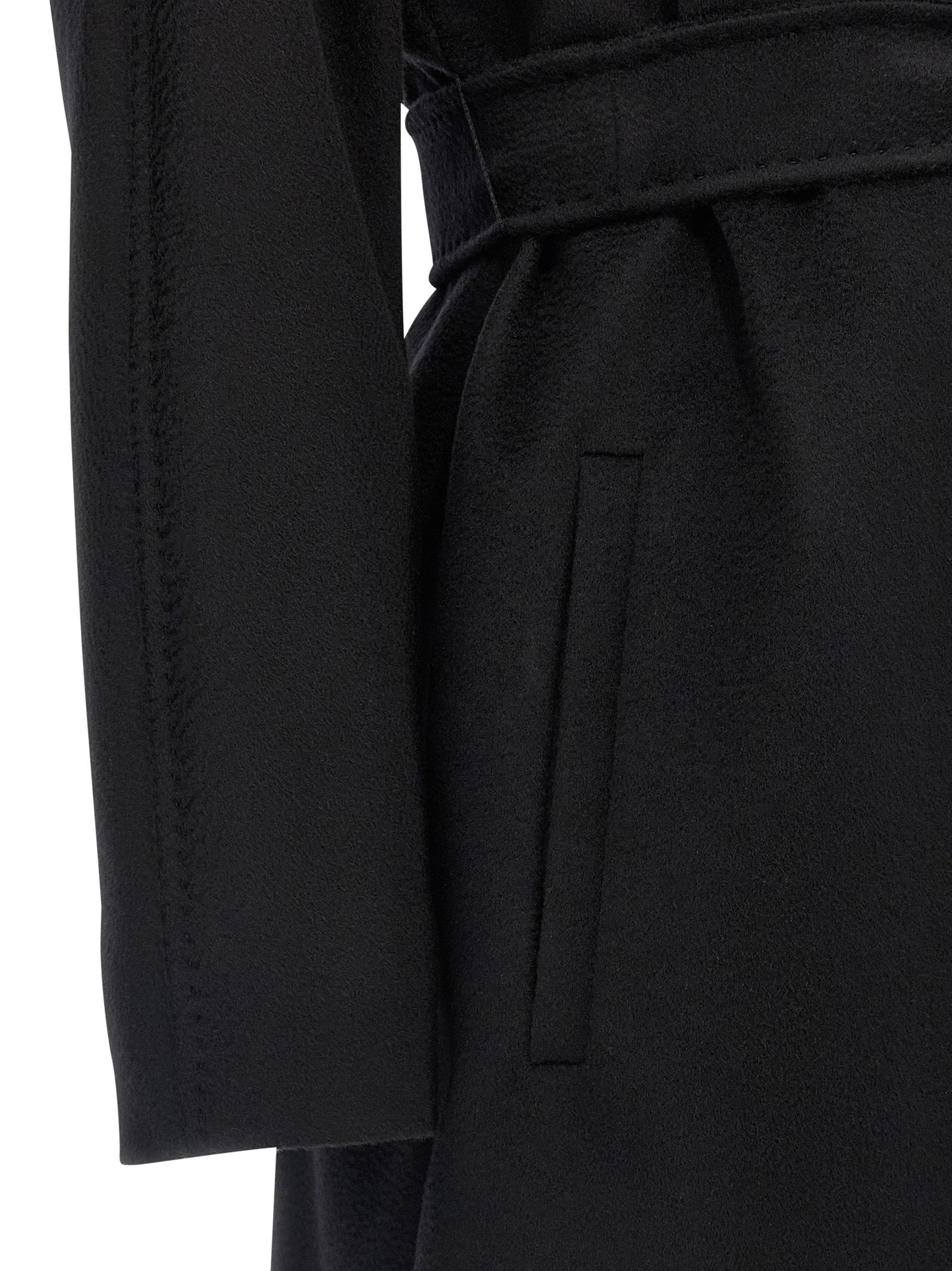 Overcoat by Max Mara for women in viscose & virgin wool black & monogram features a cosy chic silhouette, artfully detailed with a sophisticated and premium pockets for a cosy chic finish.