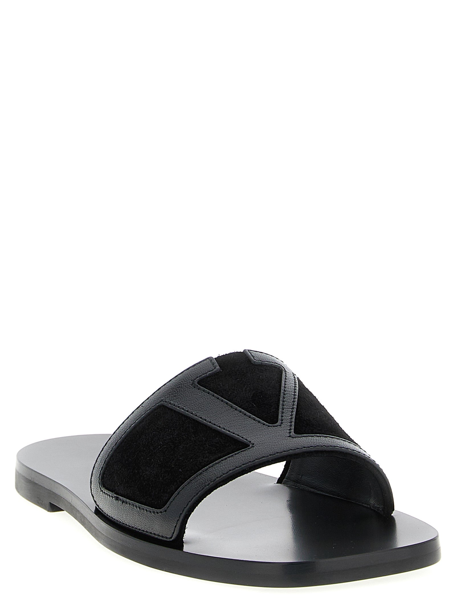 Flat Shoes by Valentino Garavani for men in suede calfskin leather black & signature features an effortless chic silhouette, showcasing the Viva Superstar V Logo Men's Suede Calfskin Leather Flat Shoes design with an effortless chic flat and a for a effortless chic look.