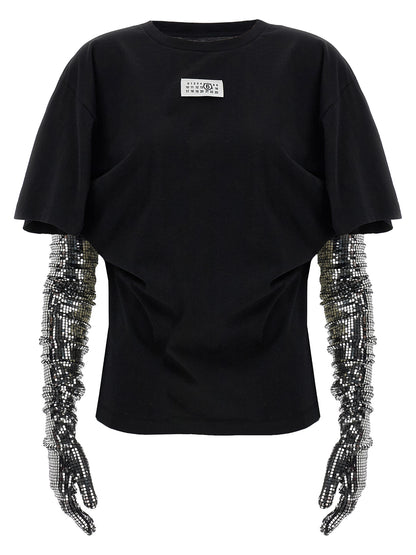 T-Shirt by MM6 Maison Margiela for women in cotton sequins black, white & signature showcases a unassuming silhouette, artfully detailed with a refined crew square neckline and unassuming for a sophisticated, contemporary look.