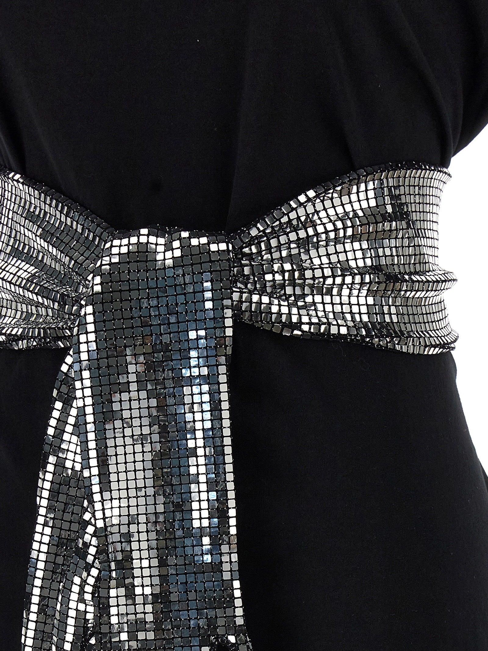T-Shirt by MM6 Maison Margiela for women in cotton sequins black, white & signature features an on trend silhouette, perfectly showcasing a on trend and for an elevated aesthetic.
