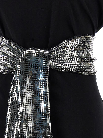 T-Shirt by MM6 Maison Margiela for women in cotton sequins black, white & signature features an on trend silhouette, perfectly showcasing a on trend and for an elevated aesthetic.