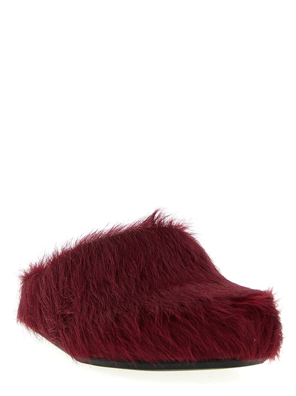Clogs Flat Shoes by Marni for men in bos taurus calfskin leather bordeaux showcases a dynamic silhouette, artfully capturing Men's Bos Taurus Calfskin Leather Clogs Flat Shoes through its distinctive and elegant .