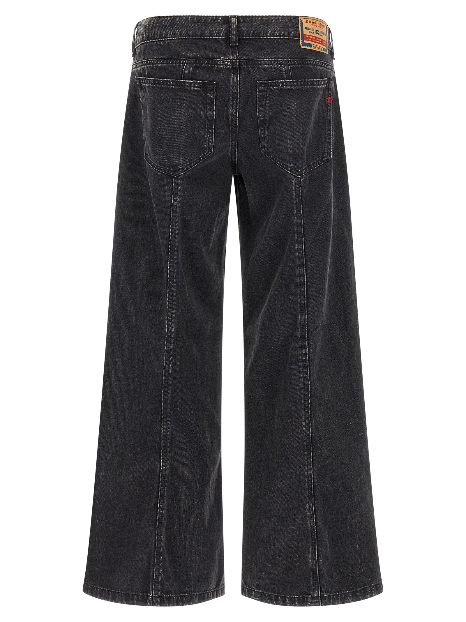 Jeans by Diesel for women in lyocell & denim cotton black features an sartorial wide and long with a mid rise cut for a sartorial finish.