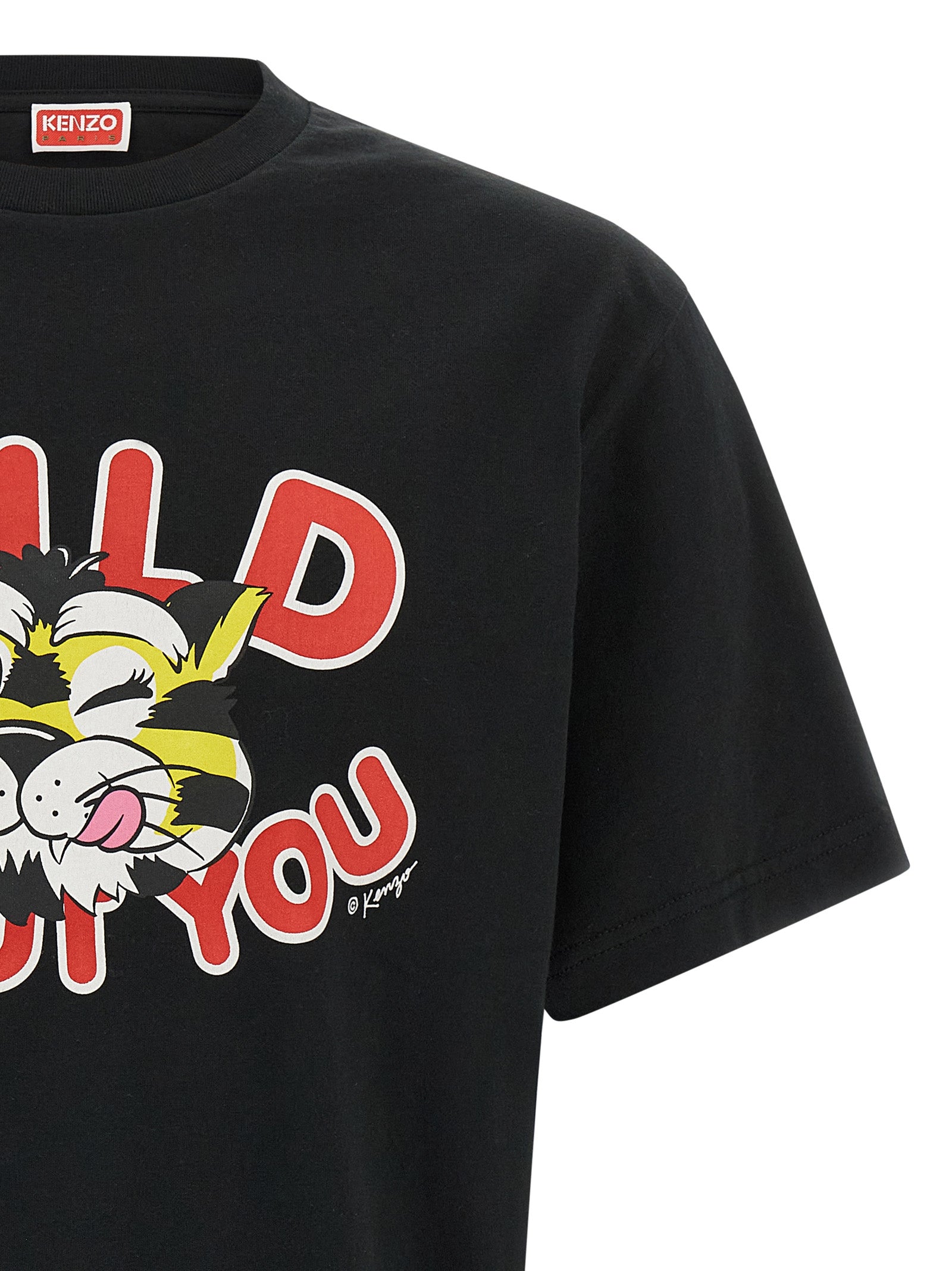 T-Shirt by Kenzo for men in cotton black & print showcases a dramatic silhouette, elegantly detailed with a dramatic and for a truly dramatic finish.