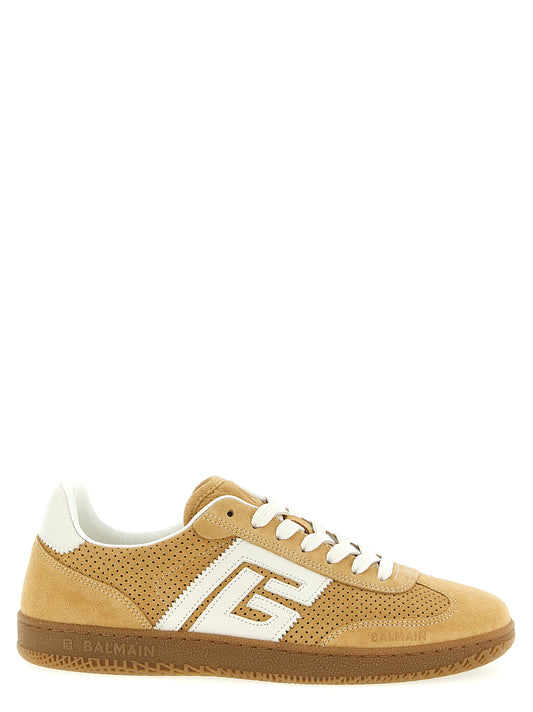 Sneakers by Balmain for women in suede calfskin leather beige features an fashionable silhouette, showcasing the premium Women's Low Top Suede Calfskin Leather Sneakers in a fashionable low-top style that offers a fashionable finish for refined style.