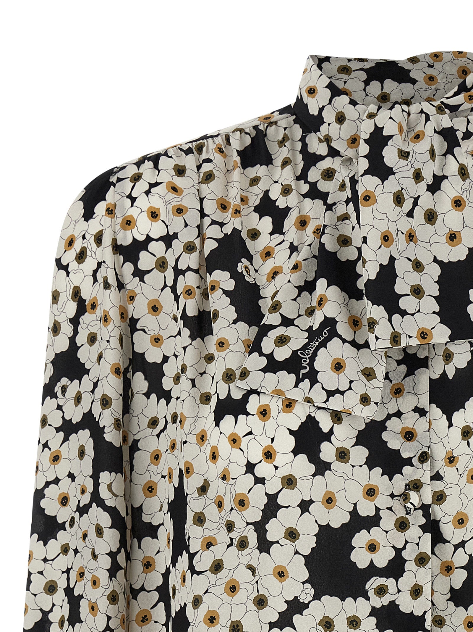 Blouse by Valentino Garavani for women in silk crepe bicolour, black, white & patterned presents a discerning silhouette, showcasing a sophisticated and for a truly discerning finish.