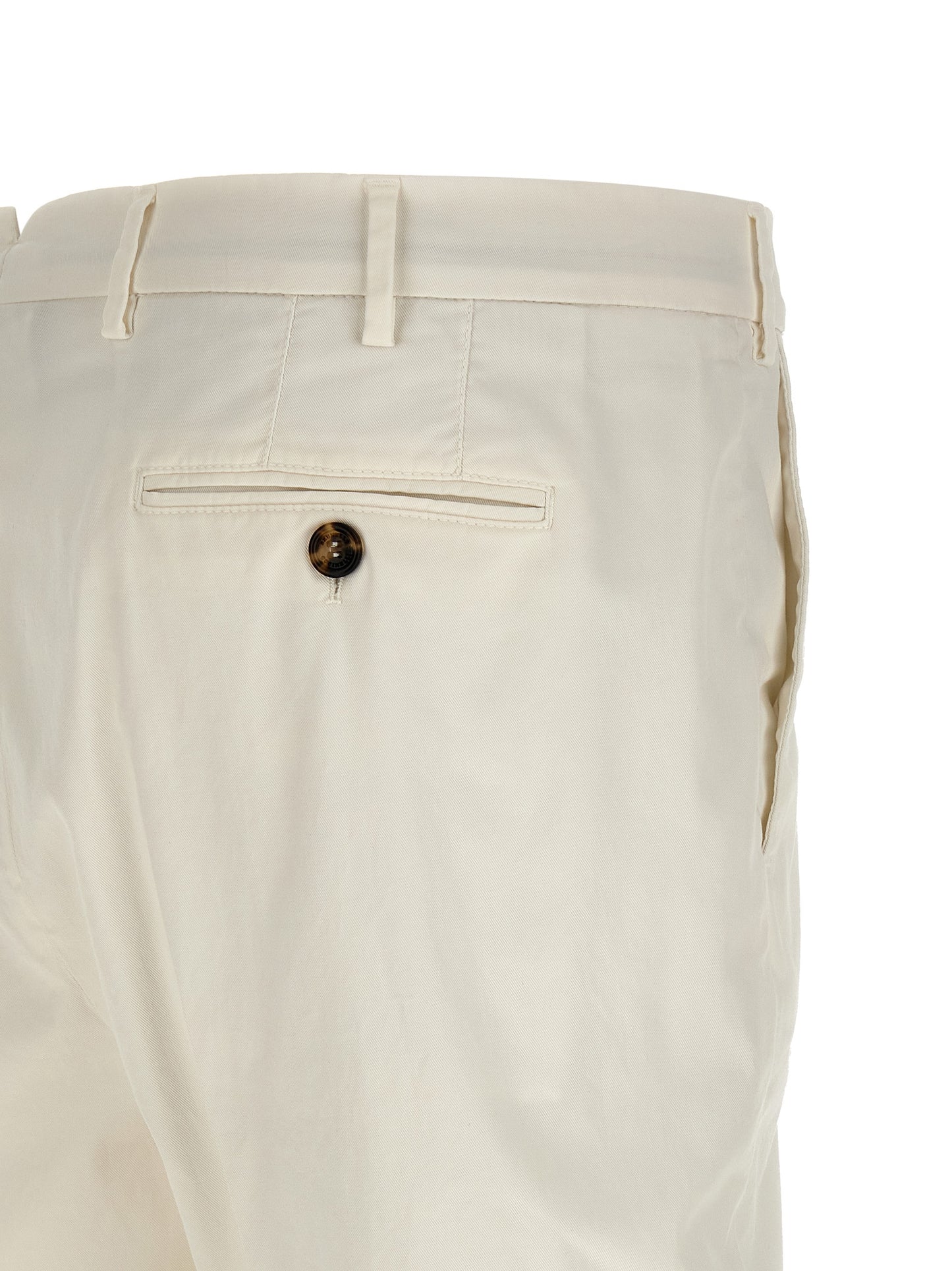 Trousers by Brunello Cucinelli for men in plush cotton white features a artisanal silhouette, showcasing a sophisticated with a long and for a artisanal finish.