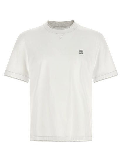 T-Shirt by Brunello Cucinelli for men in cotton white showcases a unassuming silhouette, artfully detailed with a refined crew neckline and unassuming short-sleeve for a sophisticated, contemporary look.