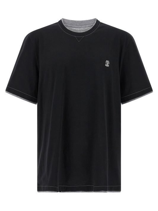 T-Shirt by Brunello Cucinelli for men in cotton black showcases a unassuming silhouette, artfully detailed with a refined crew neckline and unassuming short-sleeve for a sophisticated, contemporary look.