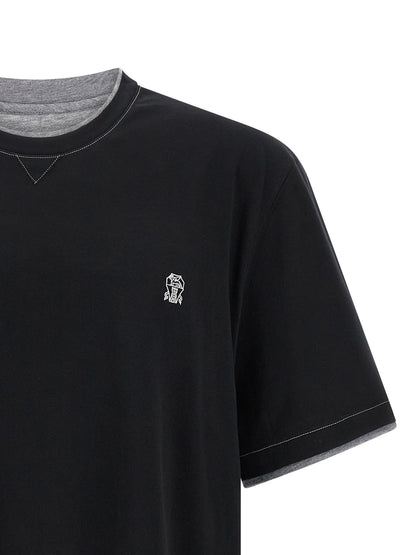 T-Shirt by Brunello Cucinelli for men in cotton black features an on trend silhouette, perfectly showcasing a on trend and crew neckline for an elevated aesthetic.