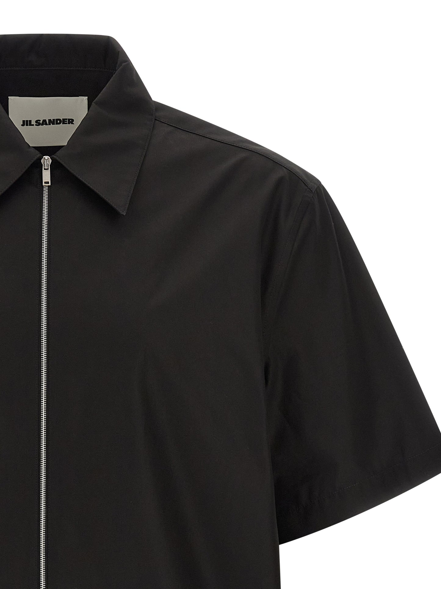Shirt by Jil Sander for men in cotton black, featuring a nuanced and nuanced for a sophisticated finish.