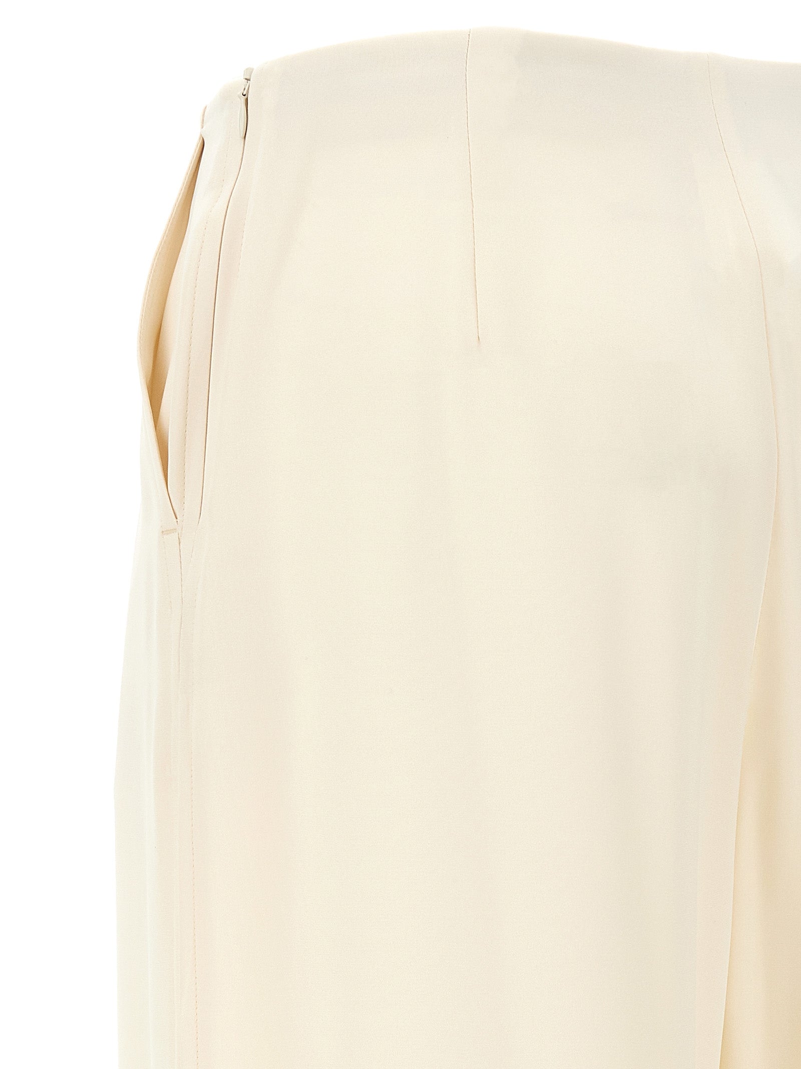 Trousers by Max Mara for women in silk white features an on trend silhouette, showcasing a sophisticated straight-leg & wide with a long and for an on trend finish.
