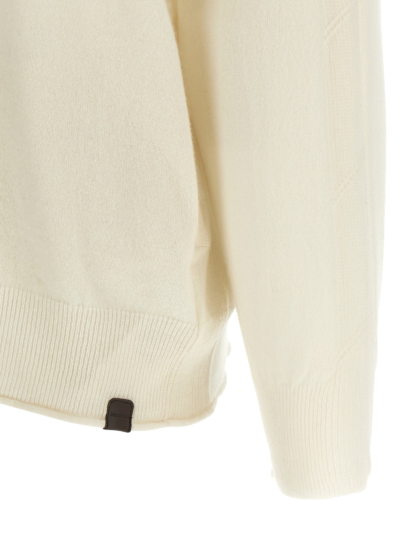 Hooded Cardigan by Max Mara for women in cashmere white showcases a captivating silhouette, artfully detailed with a captivating and for a truly sophisticated captivating look.