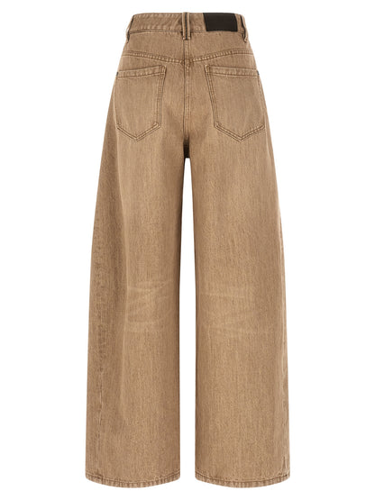 Jeans by Brunello Cucinelli for women in denim cotton beige features an sophisticated and wide with a precise long, creating a sophisticated and sophisticated silhouette.