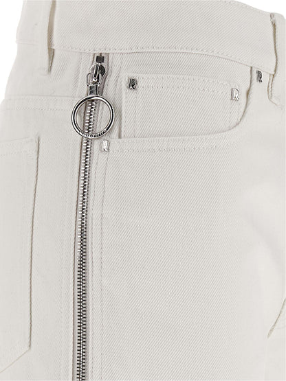 Jeans by Paco Rabanne for women in denim cotton white features an sophisticated mid rise and with a precise long, creating a sophisticated and sophisticated silhouette.