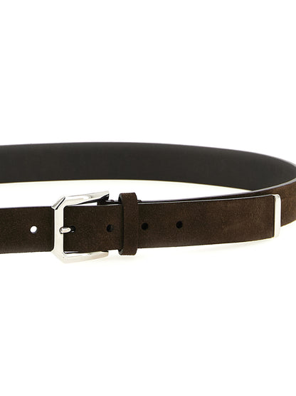 Belt by Brunello Cucinelli for men in bull leather brown features a bohemian chic silhouette, showcasing the bohemian chic Bull Leather Belt design with a sophisticated bohemian chic finish.
