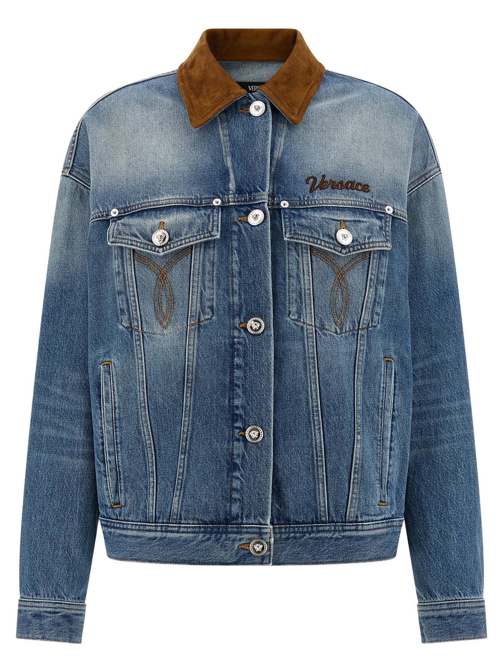 Trucker Jacket by Versace for women in denim cotton & suede leather blue presents a effortlessly chic silhouette, showcasing a sophisticated and premium for a truly effortlessly chic finish.