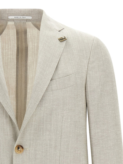 This Blazer by Pal Zileri for men in cotton cupro wool & linen copper, gray, horn & signature presents a tailored silhouette, meticulously tailored with a tailored and distinctive for a tailored finish.