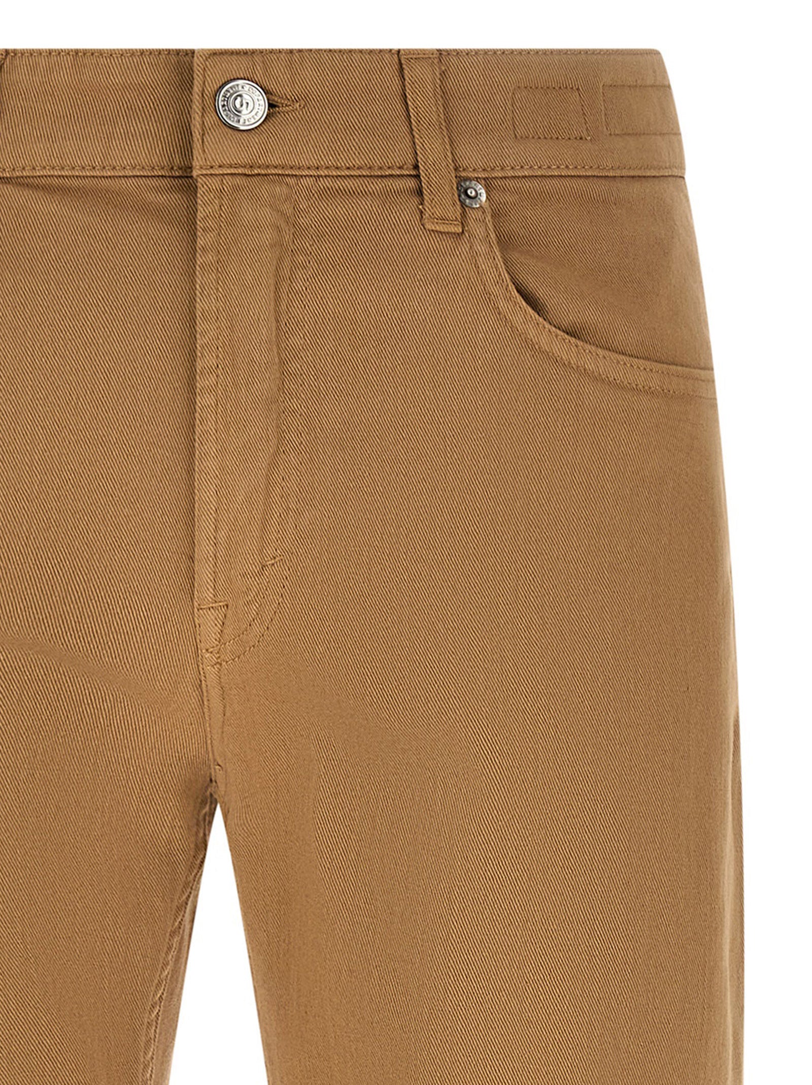 Jeans by Department 5 for men in stretch denim cotton beige features a refined silhouette with a refined straight-leg, regular-fit & cropped, defined by a and a refined cropped for a refined finish.