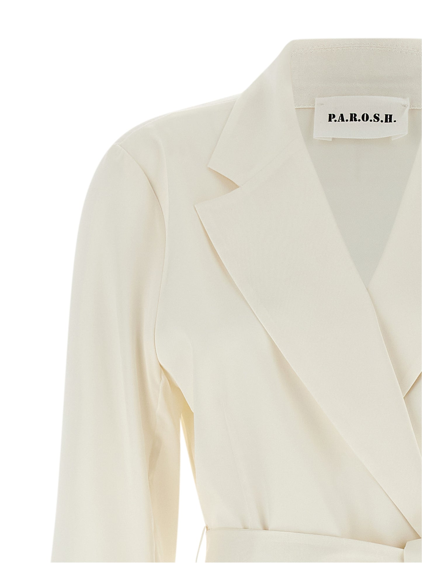 This Blazer by P.A.R.O.S.H. for women in polyester white presents a tailored silhouette, meticulously tailored with a tailored and distinctive for a tailored finish.