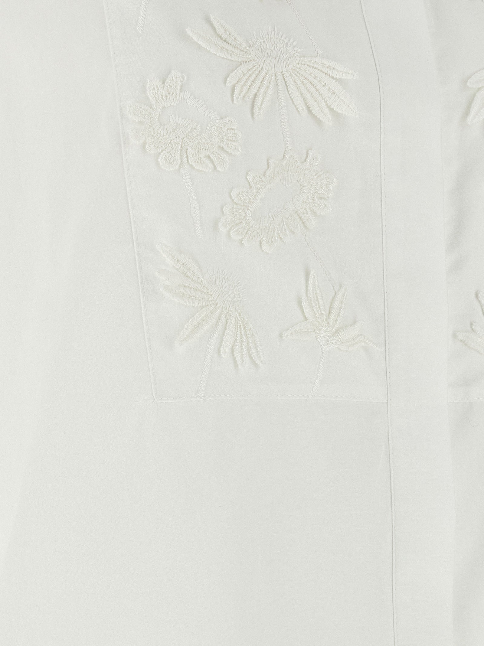 Blouse by P.A.R.O.S.H. for women in cotton white presents a discerning silhouette, showcasing a sophisticated and for a truly discerning finish.