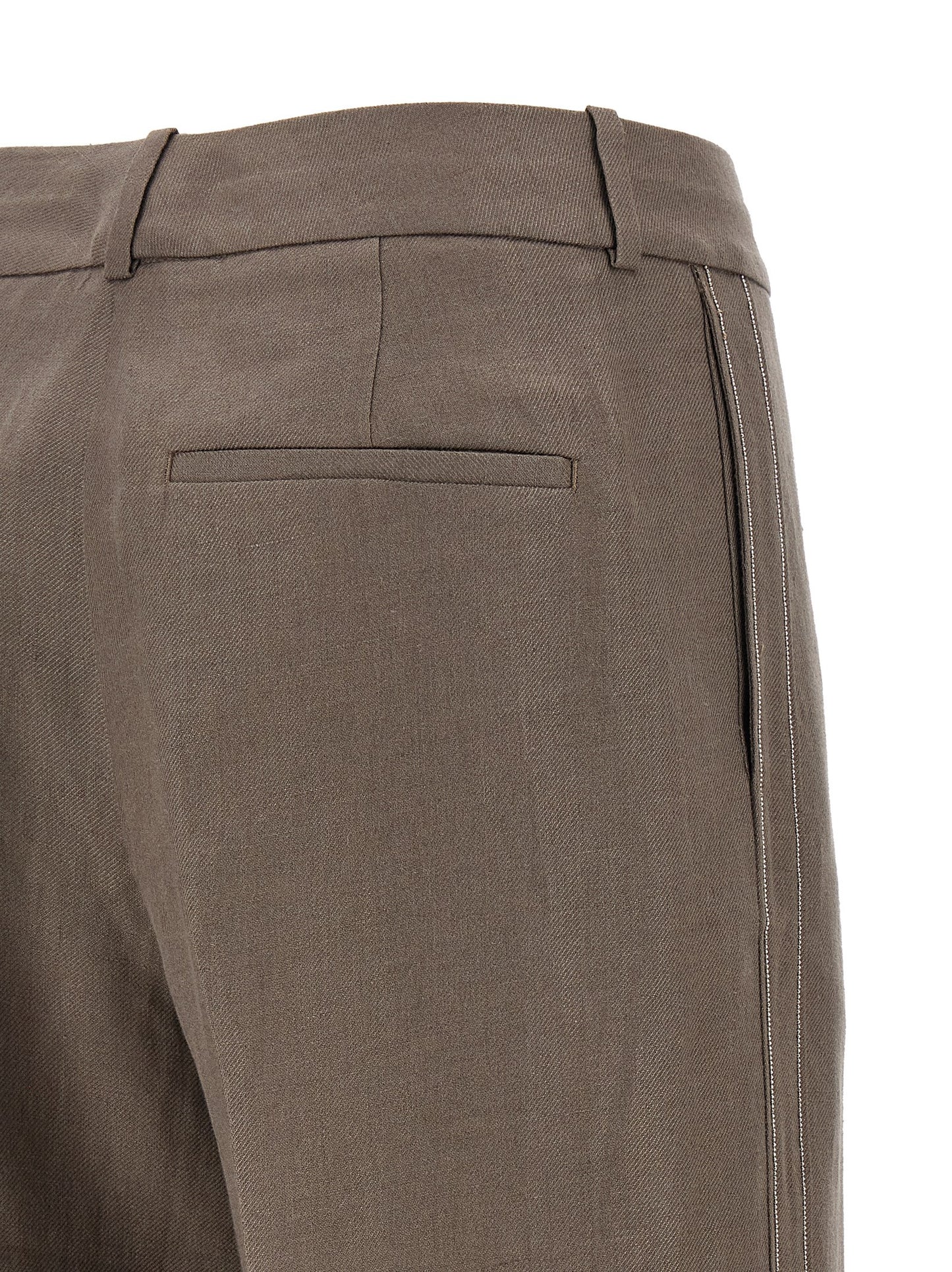 Trousers by Peserico for women in linen brown features an on trend silhouette, showcasing a sophisticated straight-leg & wide with a long and for an on trend finish.