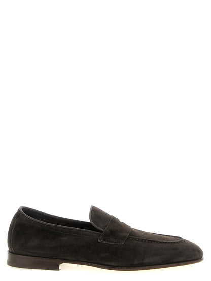 This Loafer Slip-On Shoes by Brunello Cucinelli for men in tu & calfskin suede leather brown features an exquisite silhouette from the Men's TU & Calfskin Suede Leather Loafer Slip-On Shoes collection, defined by a sophisticated and elegant almond toe style.