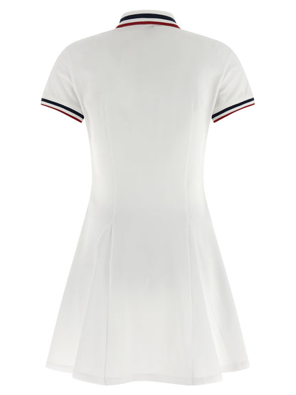 Dress by Brunello Cucinelli for women in stretch cotton white, signature & striped features an eye catching silhouette with a sophisticated shirt-collar neckline, elegant , and a refined short mini for a eye catching aesthetic.