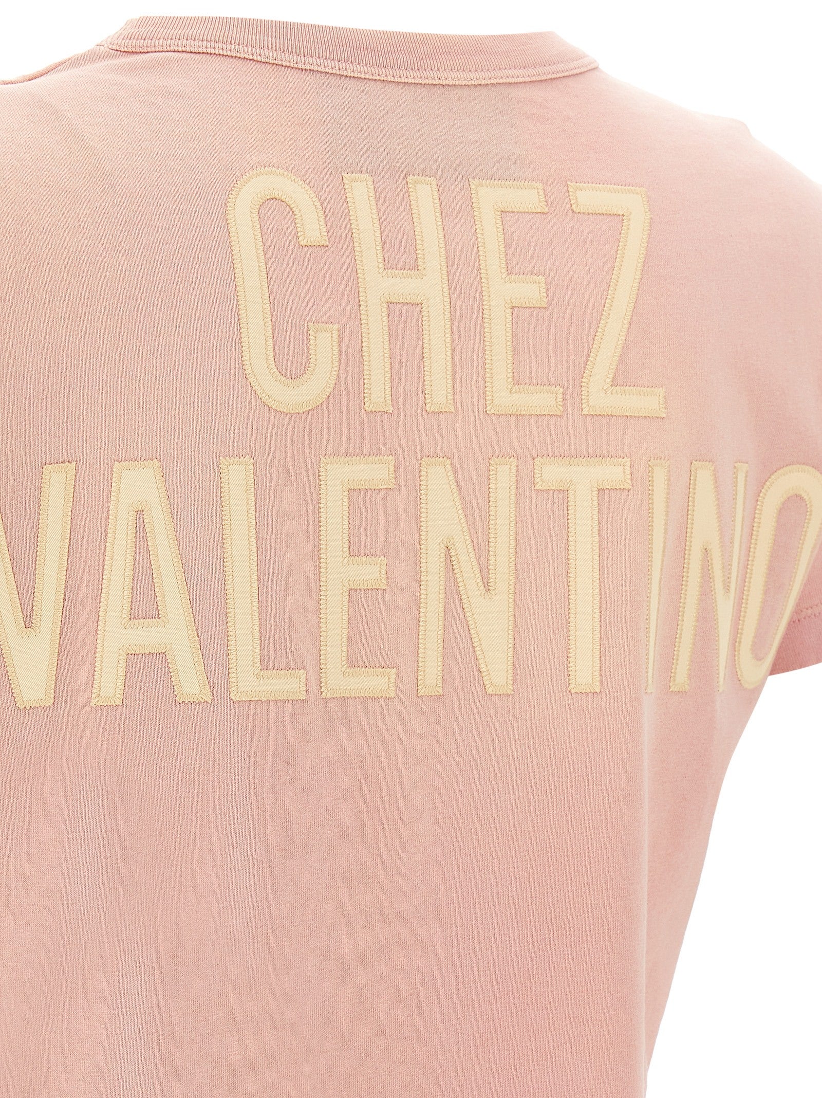 T-Shirt by Valentino Garavani for women in cotton multicolor, pink & print showcases a chic silhouette, artfully detailed with a chic and for a chic finish.