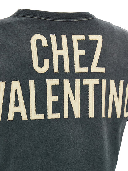 T-Shirt by Valentino Garavani for women in cotton gray & print showcases a unassuming silhouette, artfully detailed with a refined and unassuming for a sophisticated, contemporary look.