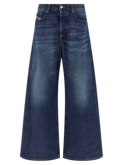 Jeans by Diesel for women in denim cotton blue features an sartorial wide and long with a low rise cut for a sartorial finish.