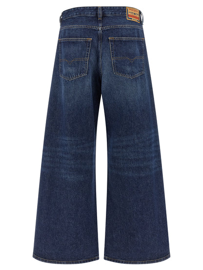Jeans by Diesel for women in denim cotton blue presents a refined pantology silhouette, artfully defined by a refined pantology wide, long, and a sophisticated low rise.